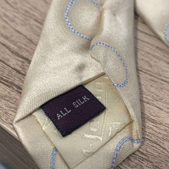 TM LEWIN Ivory Blue Circle Geometric Silk Neck Tie - Picture 7 of 7